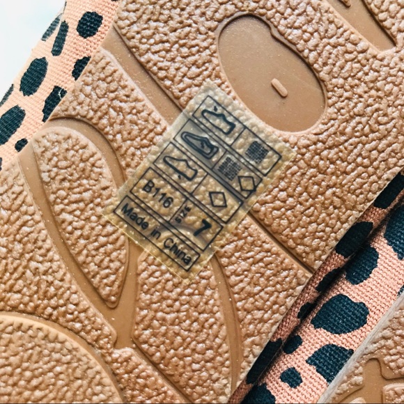 Blowfish Leopard Print Flat Shoe - Picture 3 of 9